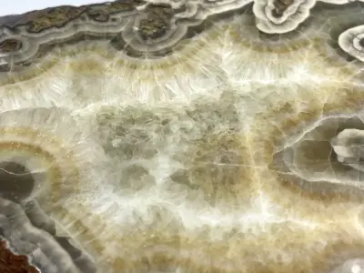 Karbonátový achát